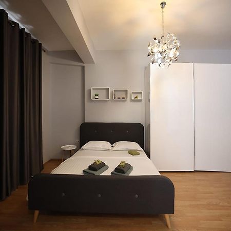 Arkle Apartment 3 地拉那 外观 照片