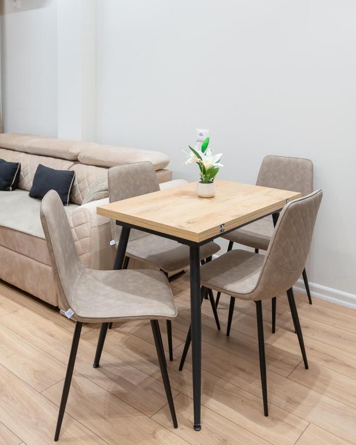 Arkle Apartment 3 地拉那 外观 照片