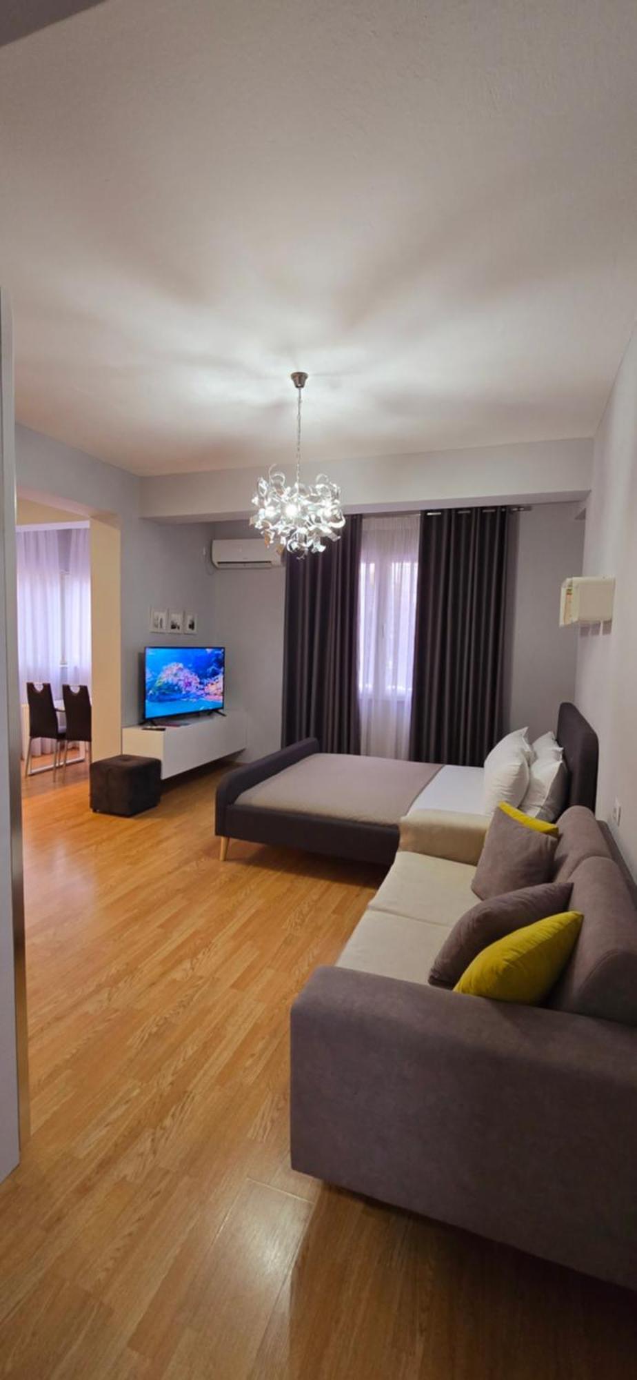 Arkle Apartment 3 地拉那 外观 照片